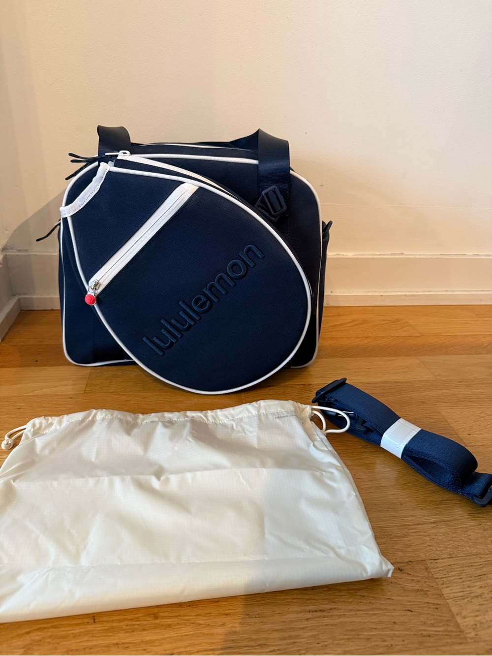 Lululemon Small Racket and Paddle Bag 16.5L β Like New (Includes All Extras)